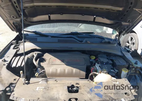 2018 Jeep Compass Sport 4X4 z USA, uszkodzony, nr VIN 3C4NJDAB3JT176569